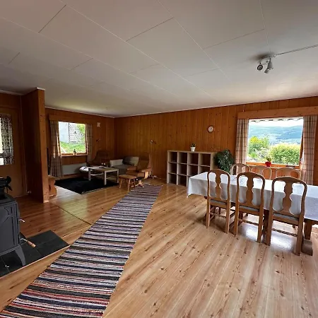 בית נופש Family House Near Kvitfjell & Hunderfossen Favang